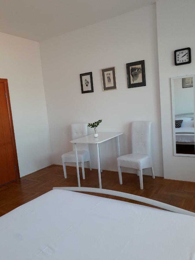 Apartman Dunja Ns 2 Нови-Сад Экстерьер фото